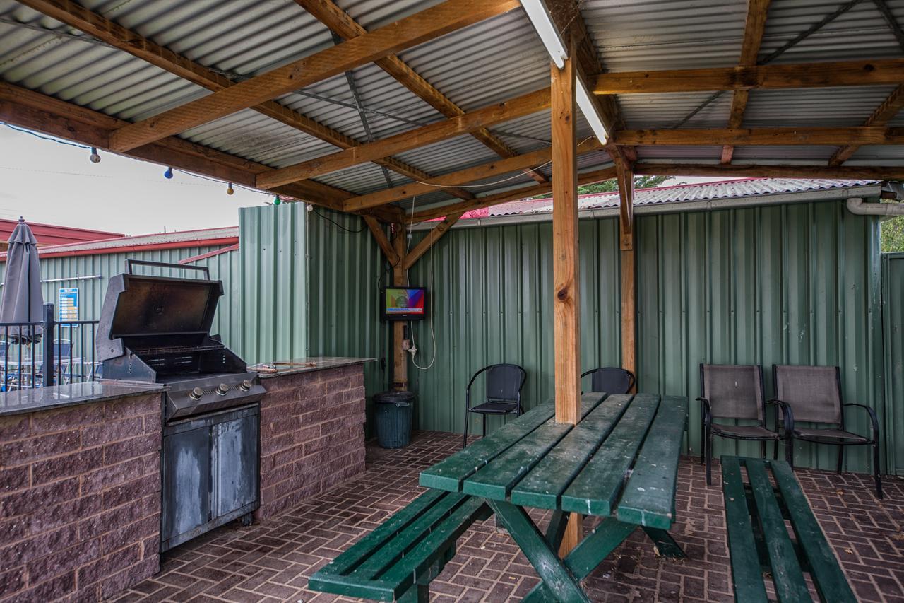 Heywood Motor Inn 외부 사진